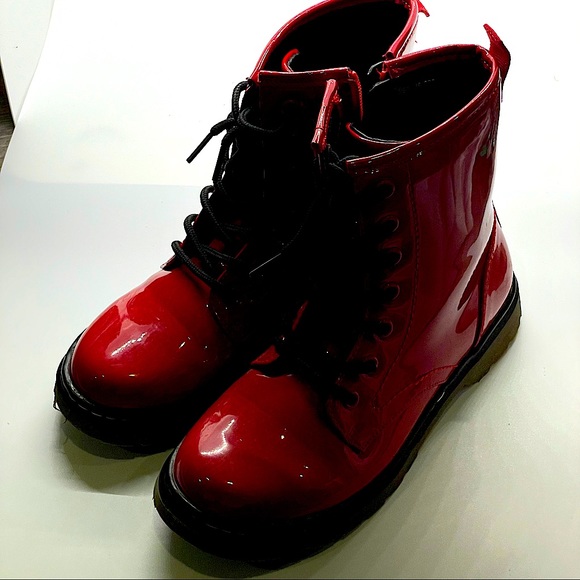 Dunnes Red Patten Vegan Leather Boots Kids - Picture 8 of 8